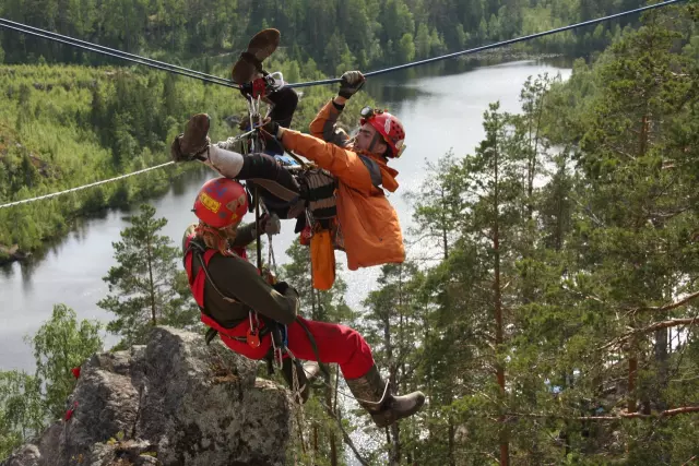 Спортивный туризм: активный отдых на велосипеде, горных лыжах или скалолазанием